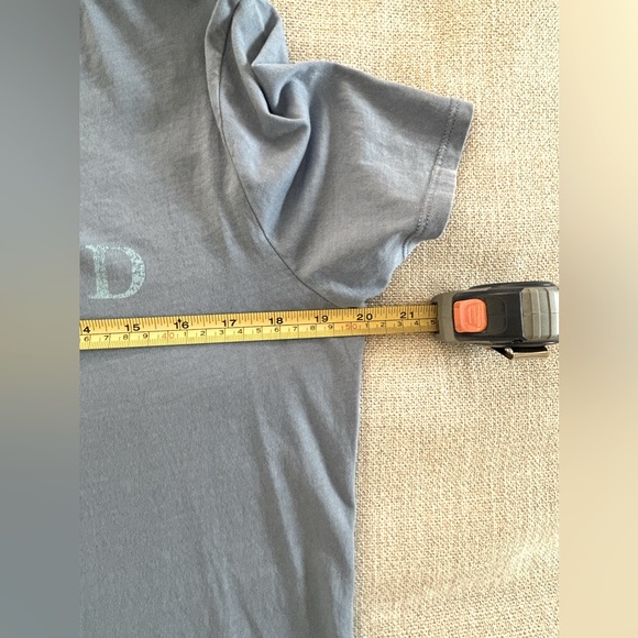 NWOT Simply Vera Vera Wang Blue Short Sleeve Pink Floyd Tee Shirt. Size Small - Picture 6 of 9